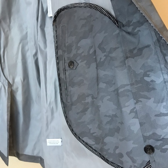 Calvin Klein Reflective Camouflage Zip Rain Coat - Picture 6 of 16